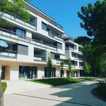 Tiara At The Apartment Balatonfured